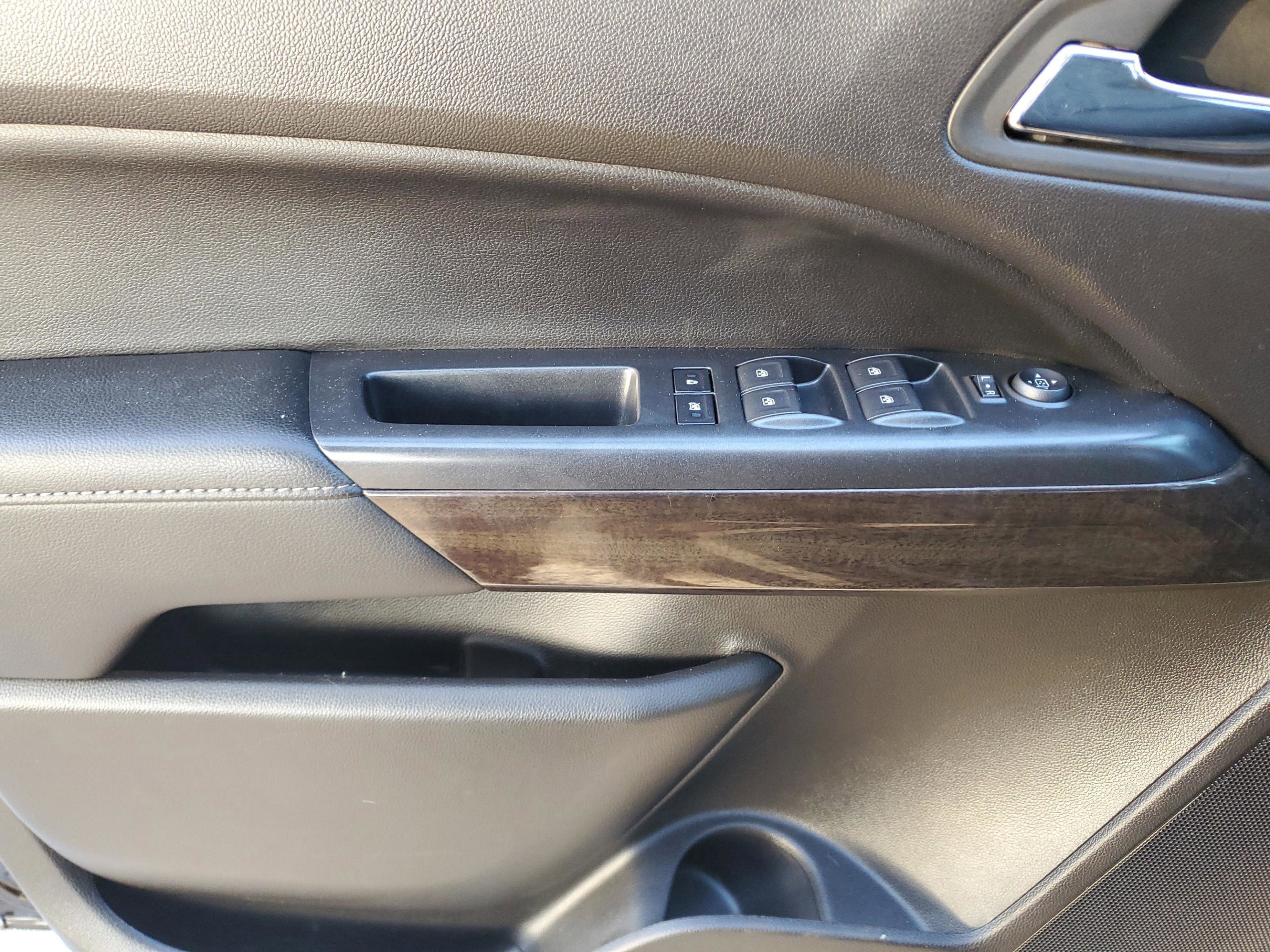 Used 2015 GMC Canyon SLE w/ SLE Convenience Package image 17