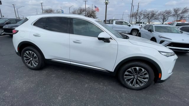 New 2026 Buick Envision Preferred AWD/4WD image 3