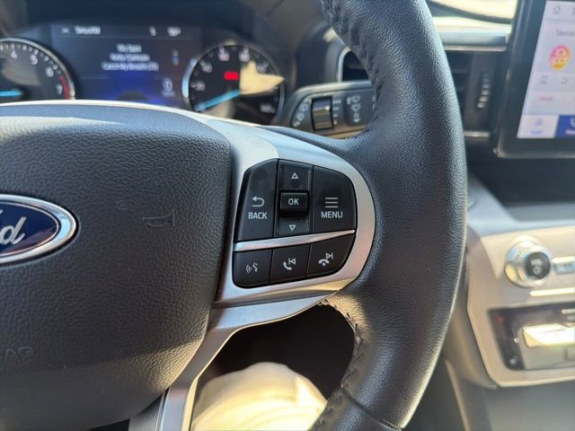 Used 2023 Ford Explorer XLT w/ Equipment Group 202A AWD/4WD image 48