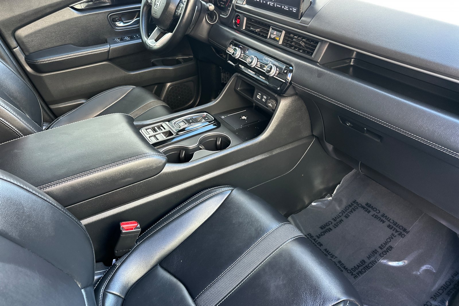 Used 2025 Honda Pilot EX-L image 18