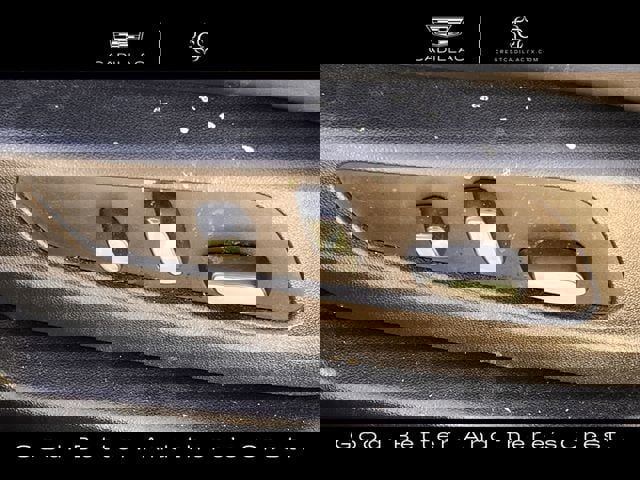 Certified 2023 Cadillac XT6 Premium Luxury image 27