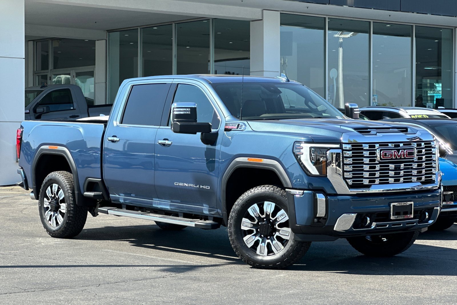 New 2026 GMC Sierra 2500 Denali w/ Denali Reserve Package image 2