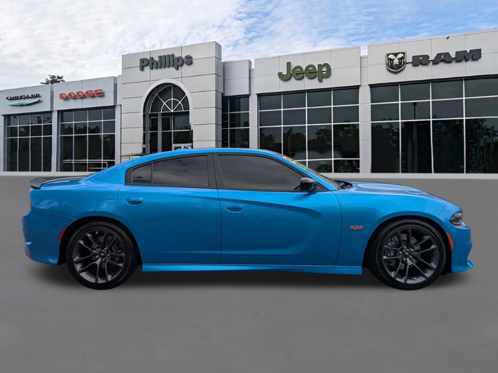 Used 2023 Dodge Charger Scat Pack w/ Plus Group image 2