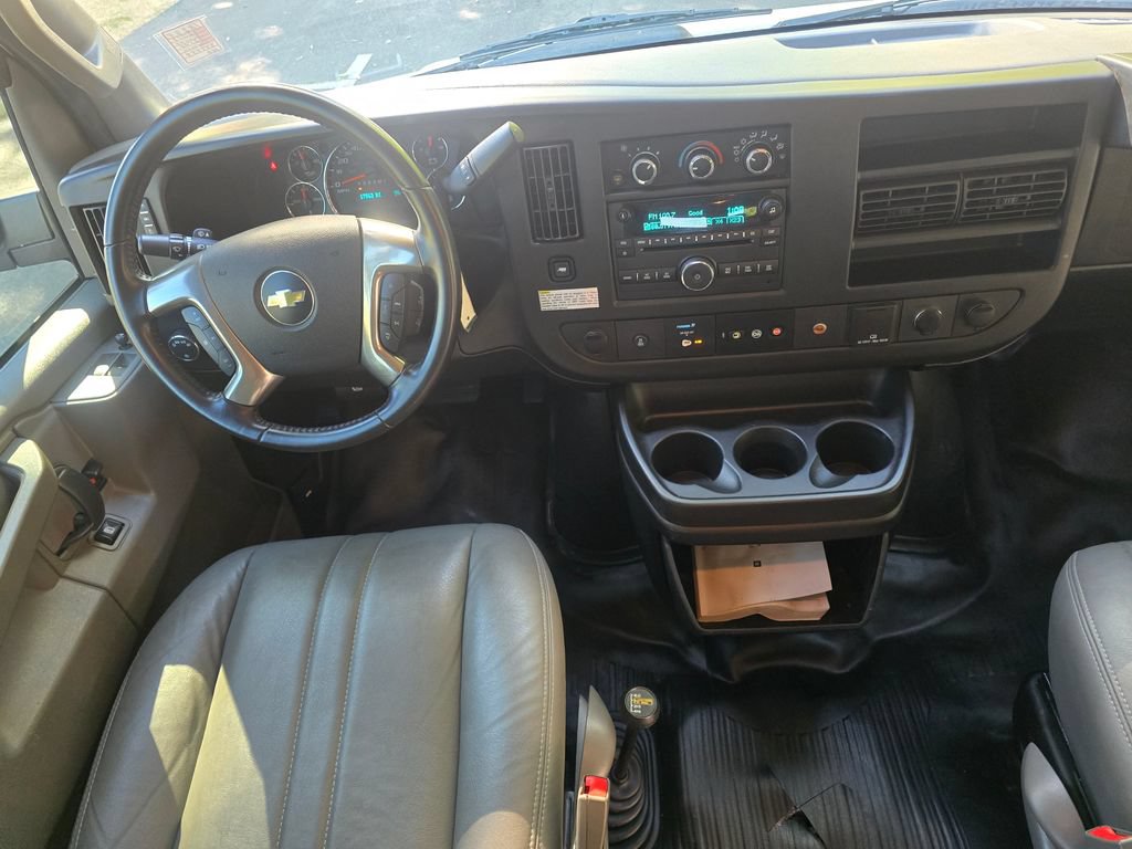 Used 2017 Chevrolet Express 2500 LS RWD image 16