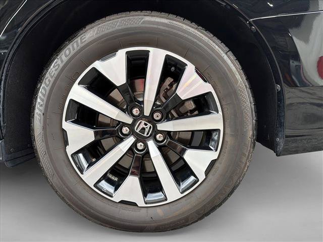 Used 2025 Honda Odyssey EX-L image 9