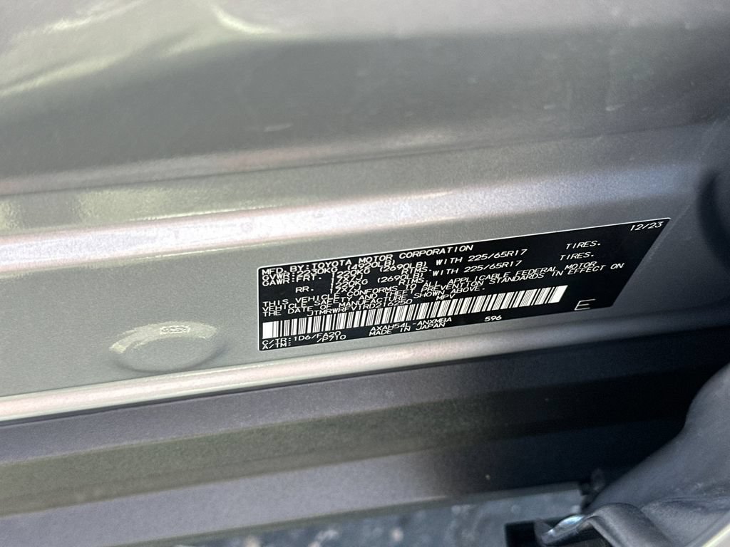 Used 2024 Toyota RAV4 XLE w/ Convenience Package AWD/4WD image 27