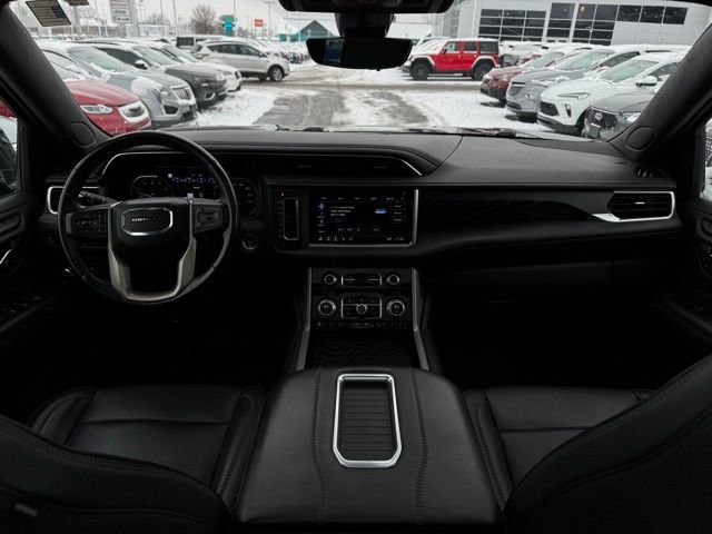 Used 2021 GMC Yukon Denali w/ Denali Ultimate Package image 30