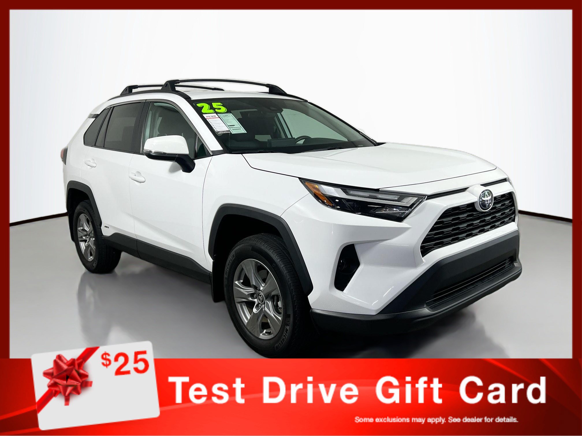 Used 2025 Toyota RAV4 XLE AWD/4WD image 1