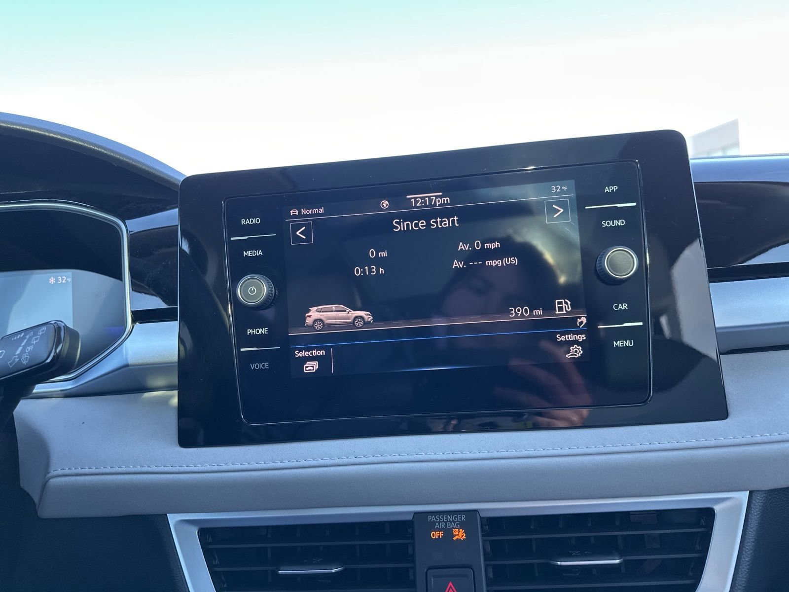 New 2026 Volkswagen Taos SE image 41