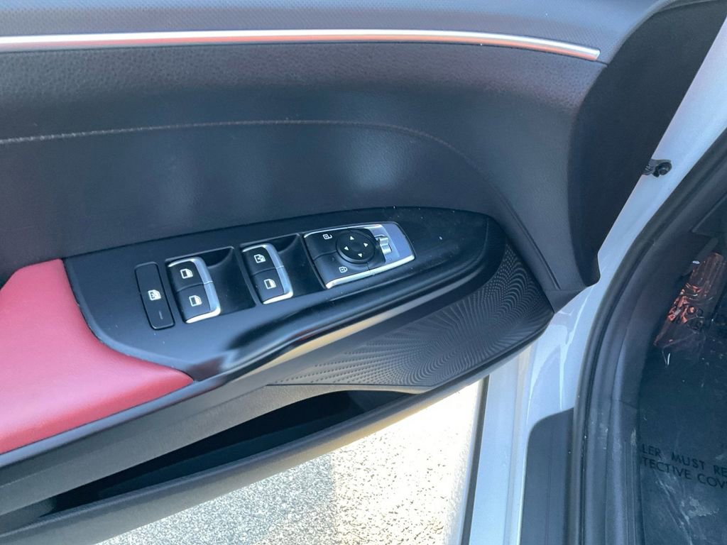 Used 2024 Kia K5 GT-Line image 14