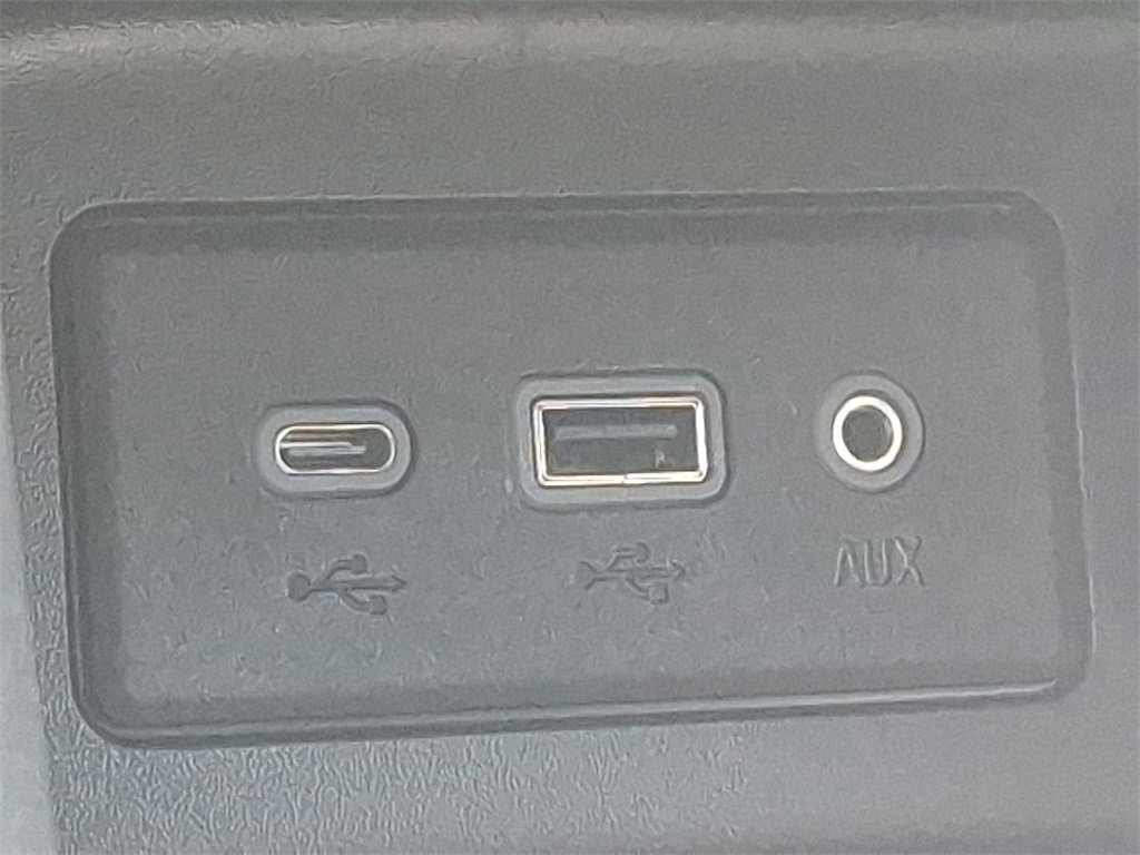 Used 2022 Chevrolet Equinox LT image 23