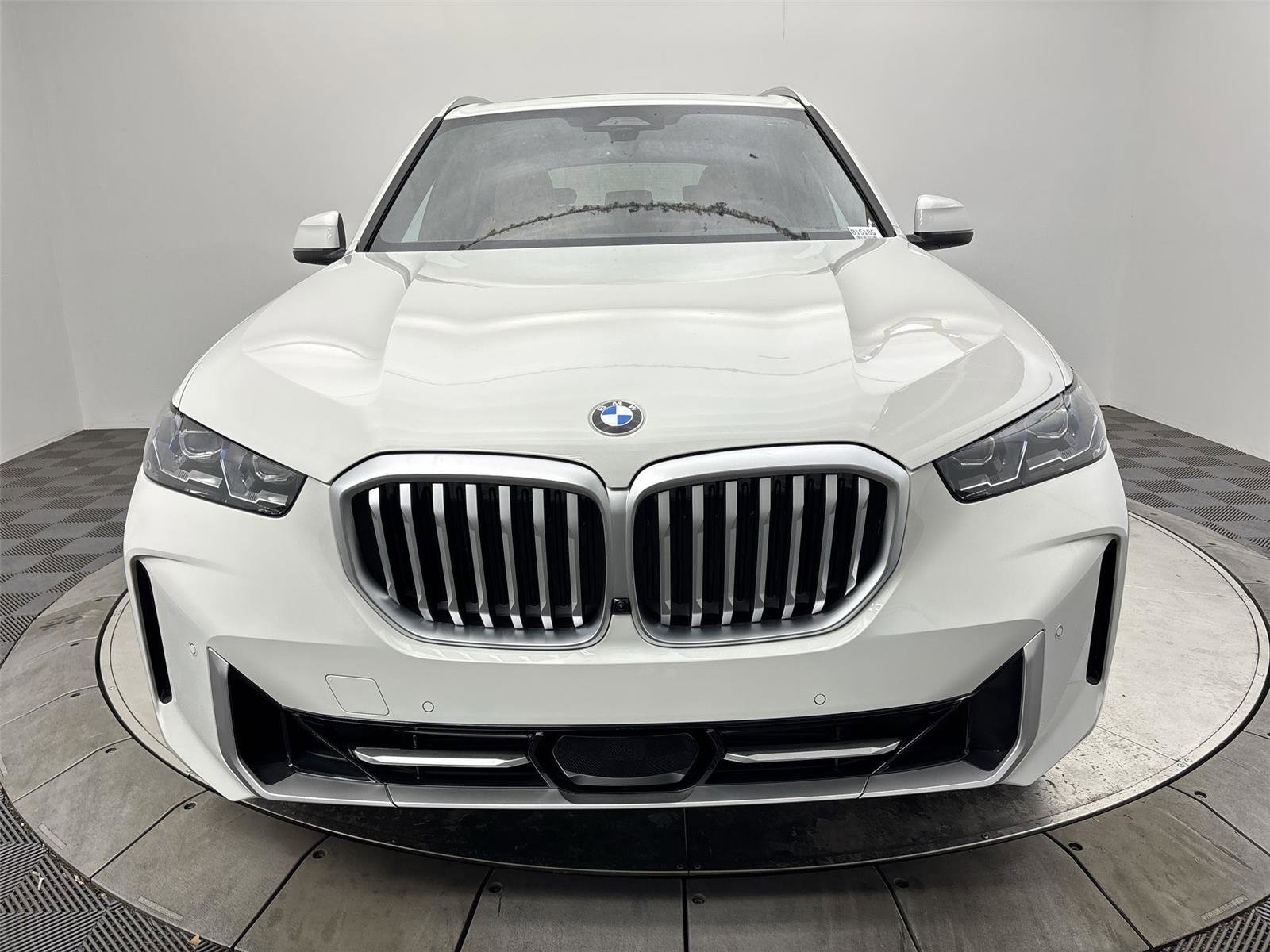 New 2026 BMW X5 xDrive40i w/ Climate Comfort Package AWD/4WD image 14