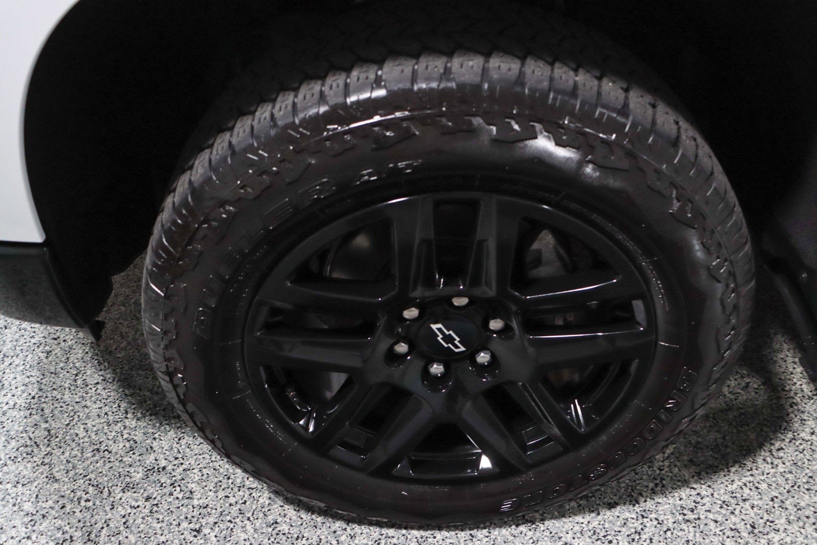 Used 2023 Chevrolet Silverado 1500 Custom Trail Boss w/ LPO, Dark Essentials Package AWD/4WD image 11