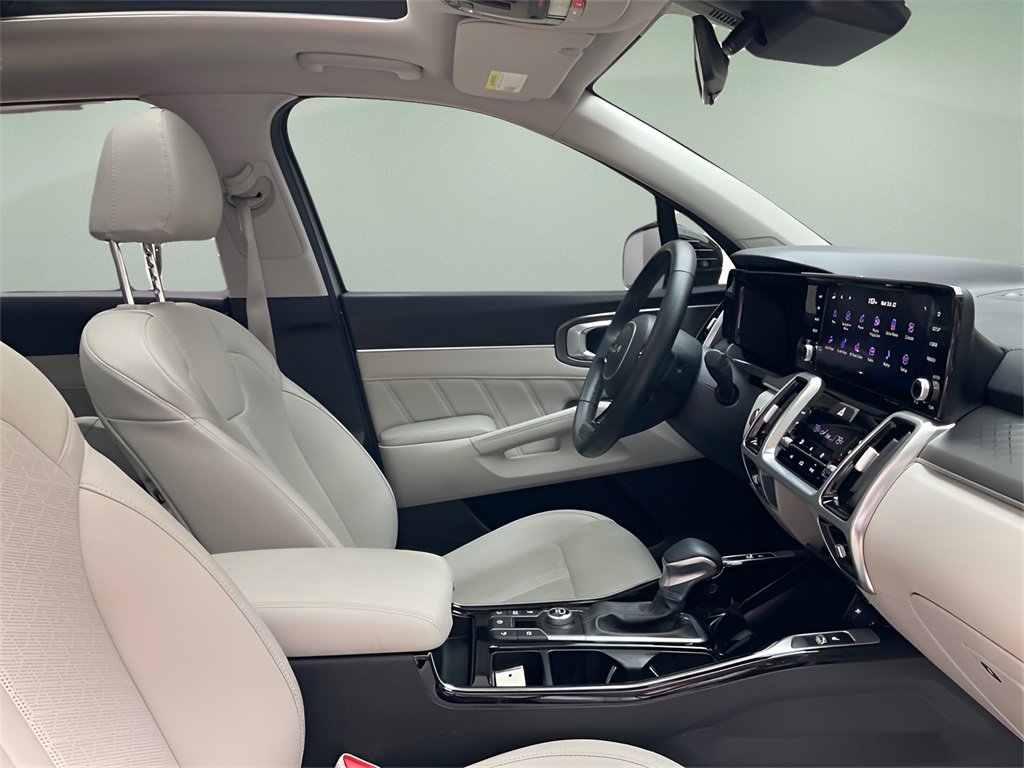 Used 2022 Kia Sorento SX image 15
