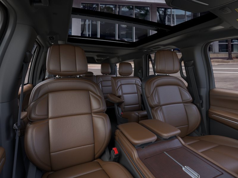 New 2026 Lincoln Navigator L Reserve AWD/4WD image 10