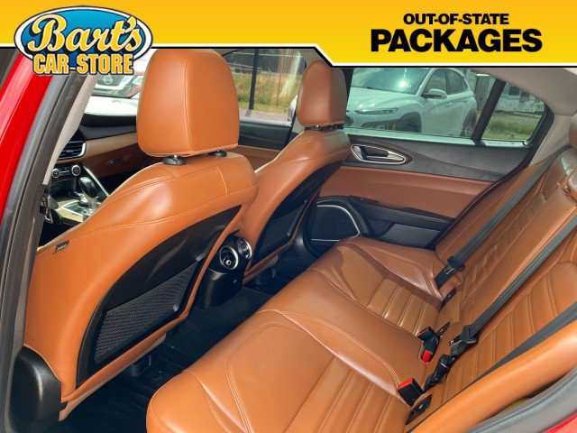 Used 2018 Alfa Romeo Giulia Ti w/ Quick Order Package 22X Lusso AWD/4WD image 19