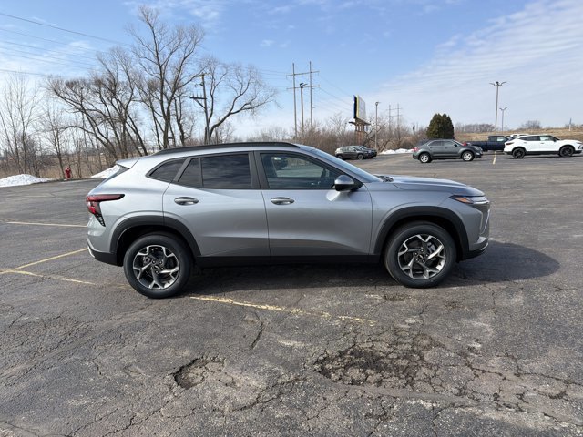 New 2026 Chevrolet Trax LT w/ LT Convenience Package image 4