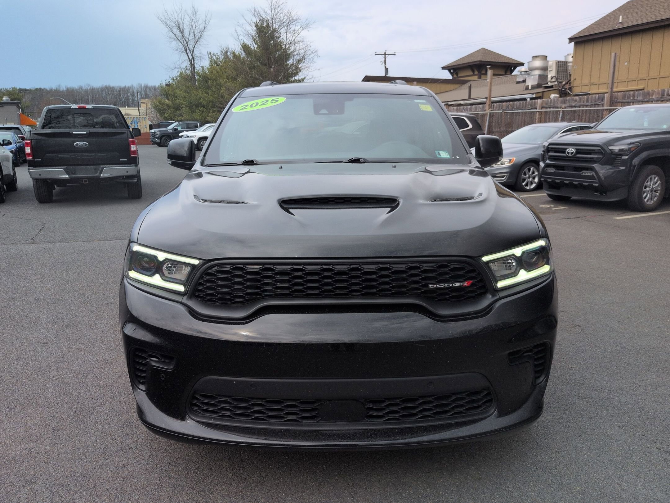 Used 2025 Dodge Durango R/T video 2