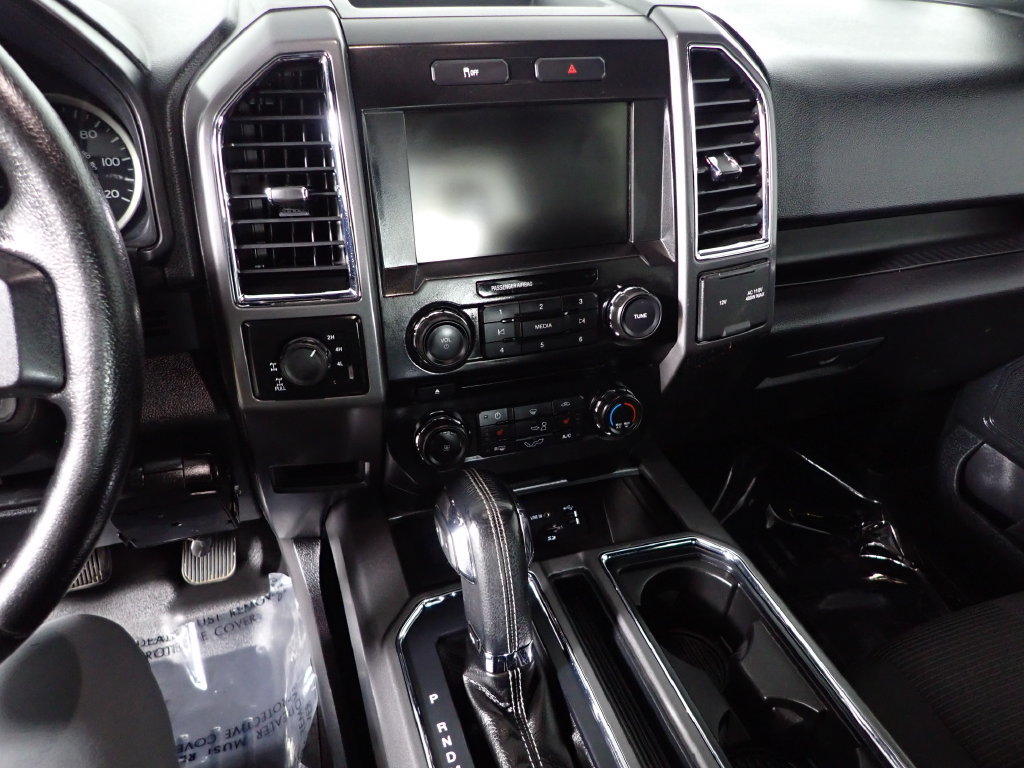 Used 2015 Ford F150 XLT w/ Equipment Group 302A Luxury AWD/4WD image 25