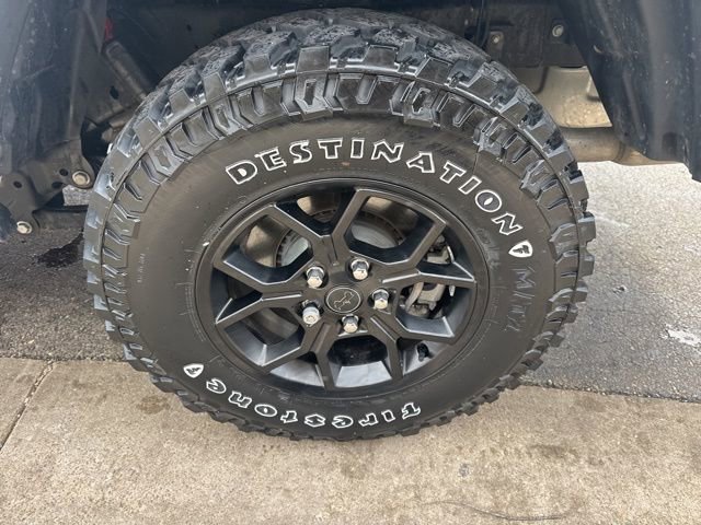 Used 2024 Jeep Gladiator Willys image 29