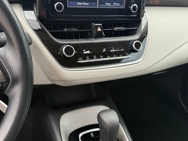 Used 2020 Toyota Corolla L FWD image 21
