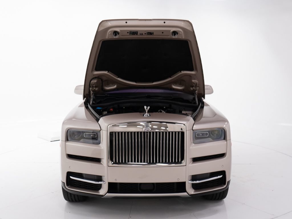 Certified 2019 Rolls-Royce Cullinan AWD/4WD image 52