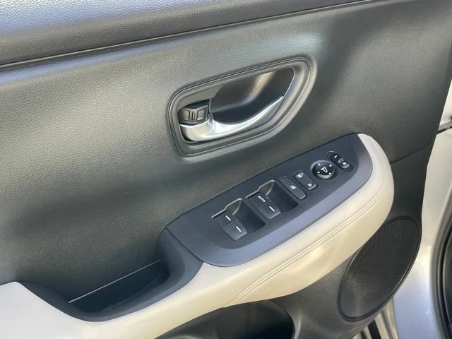 Used 2024 Honda HR-V LX image 12