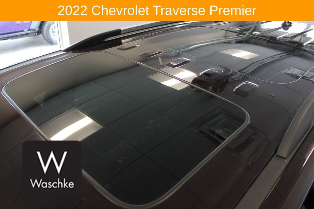 Used 2022 Chevrolet Traverse Premier w/ LPO, Floor Liner Package AWD/4WD image 10