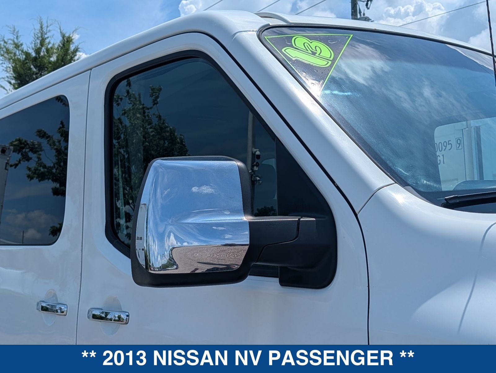Used 2013 Nissan NV 3500 SV w/ Technology Pkg RWD image 11