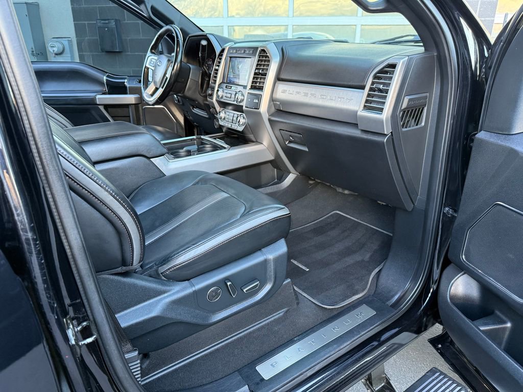 Used 2021 Ford F350 Platinum image 17