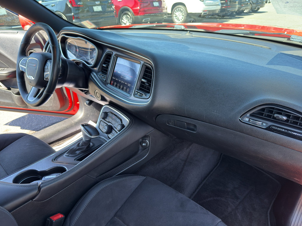 Used 2017 Dodge Challenger GT w/ Technology Group image 27
