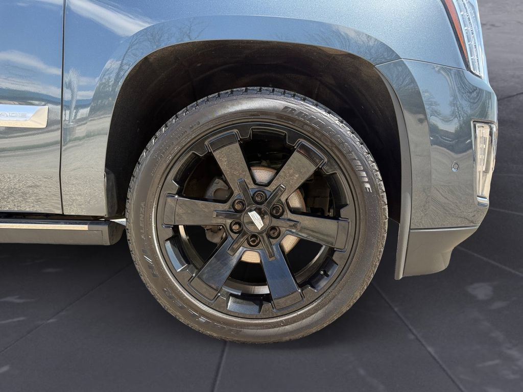 Used 2020 Cadillac Escalade Platinum AWD/4WD image 24