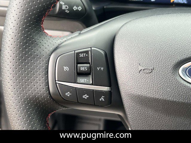 Used 2025 Ford Escape ST-Line image 25