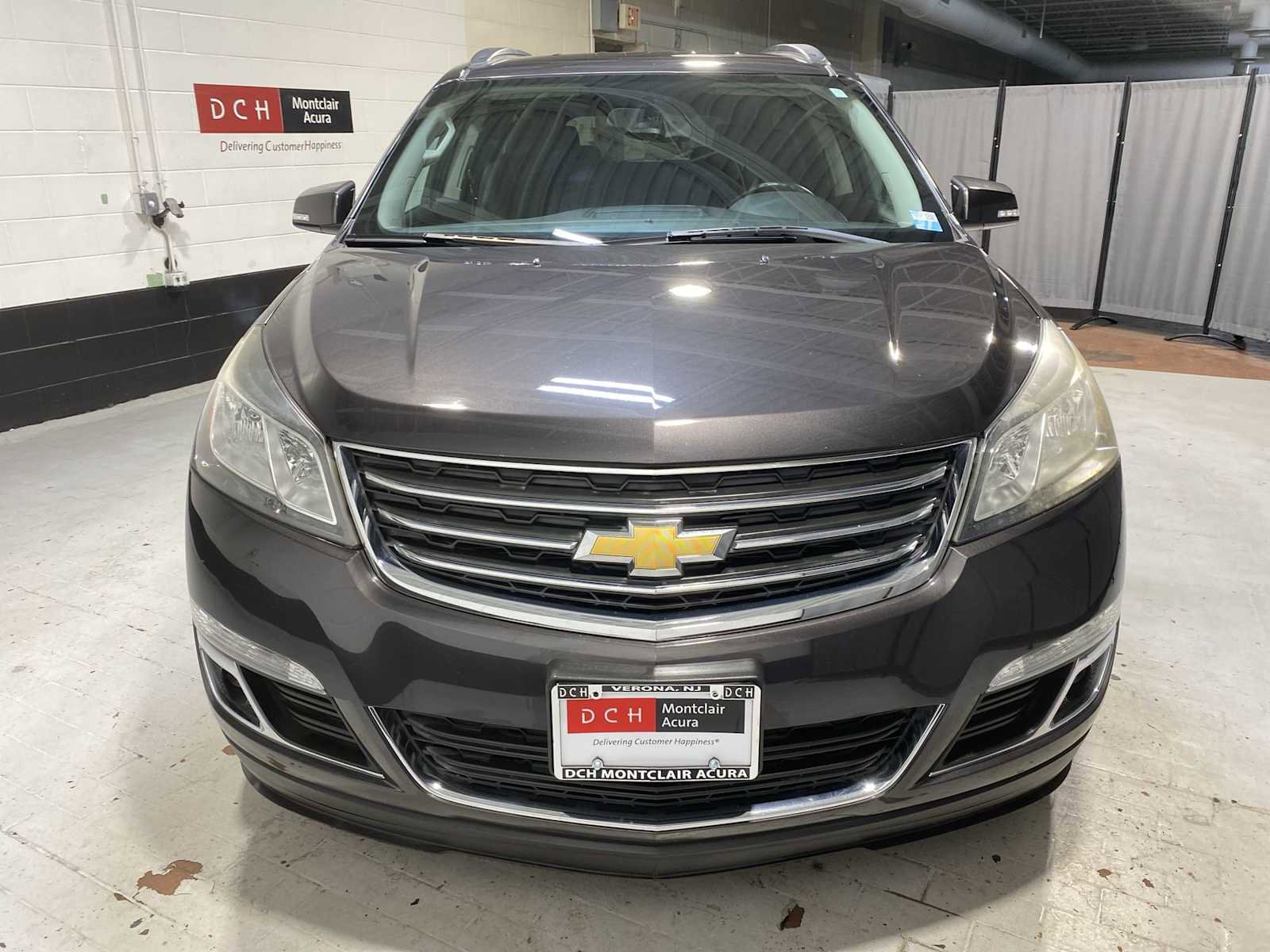 Used 2016 Chevrolet Traverse LT w/ Style and Technology Package image 6