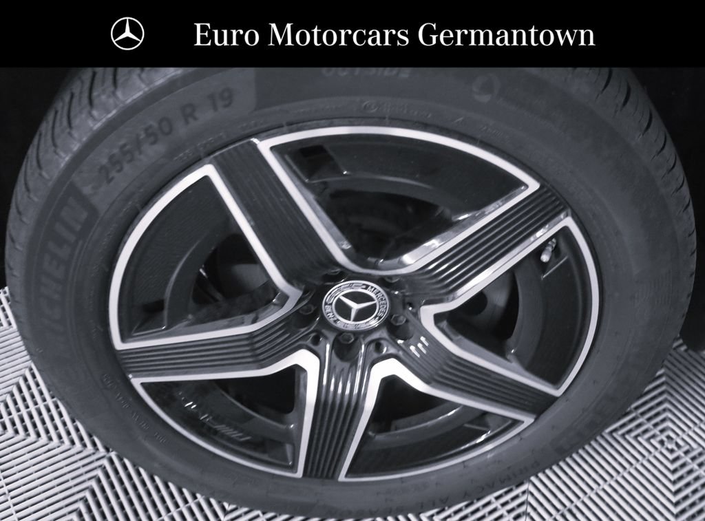 Used 2026 Mercedes-Benz GLC 300 4MATIC image 7