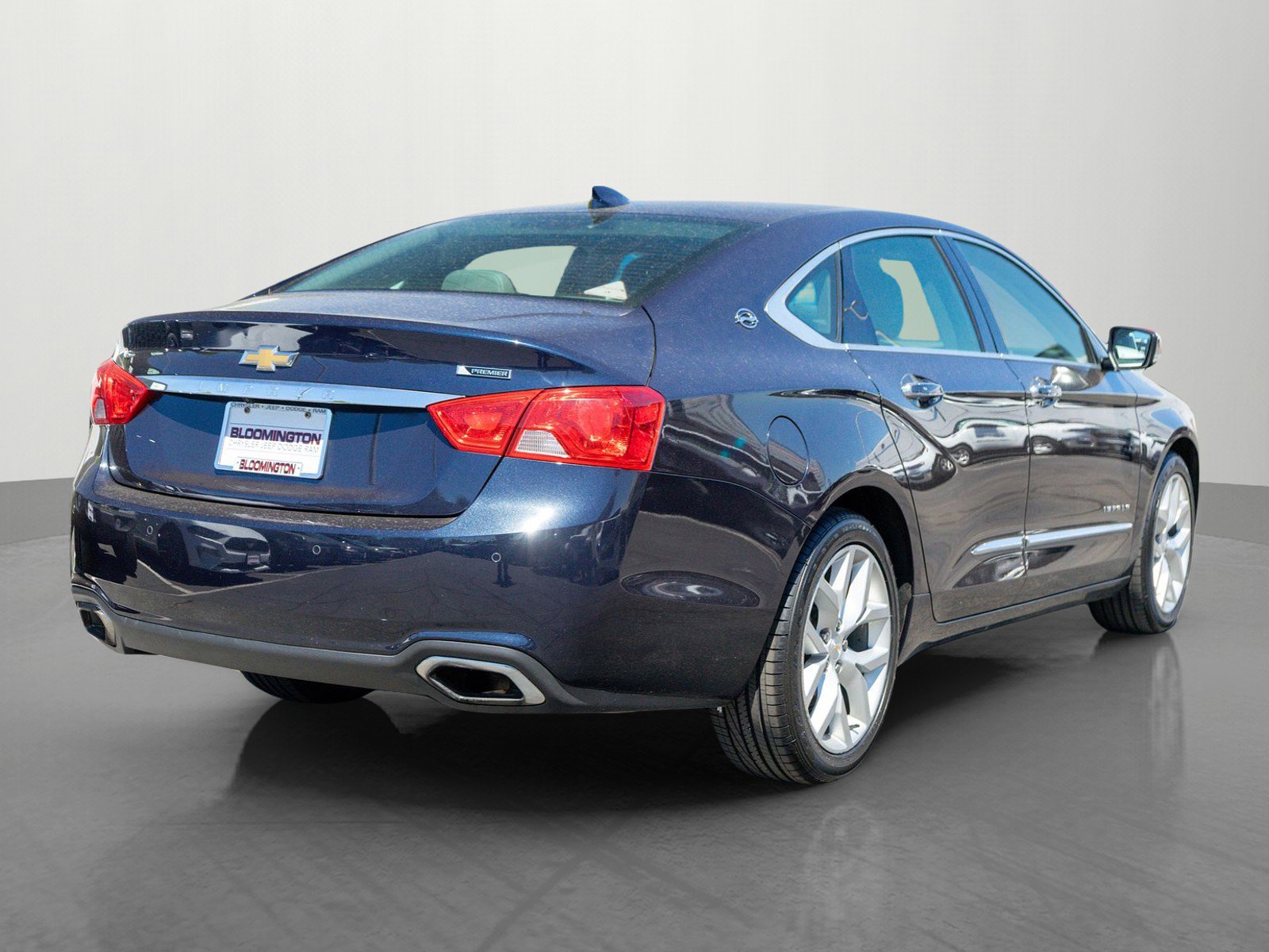 Used 2018 Chevrolet Impala Premier FWD image 7