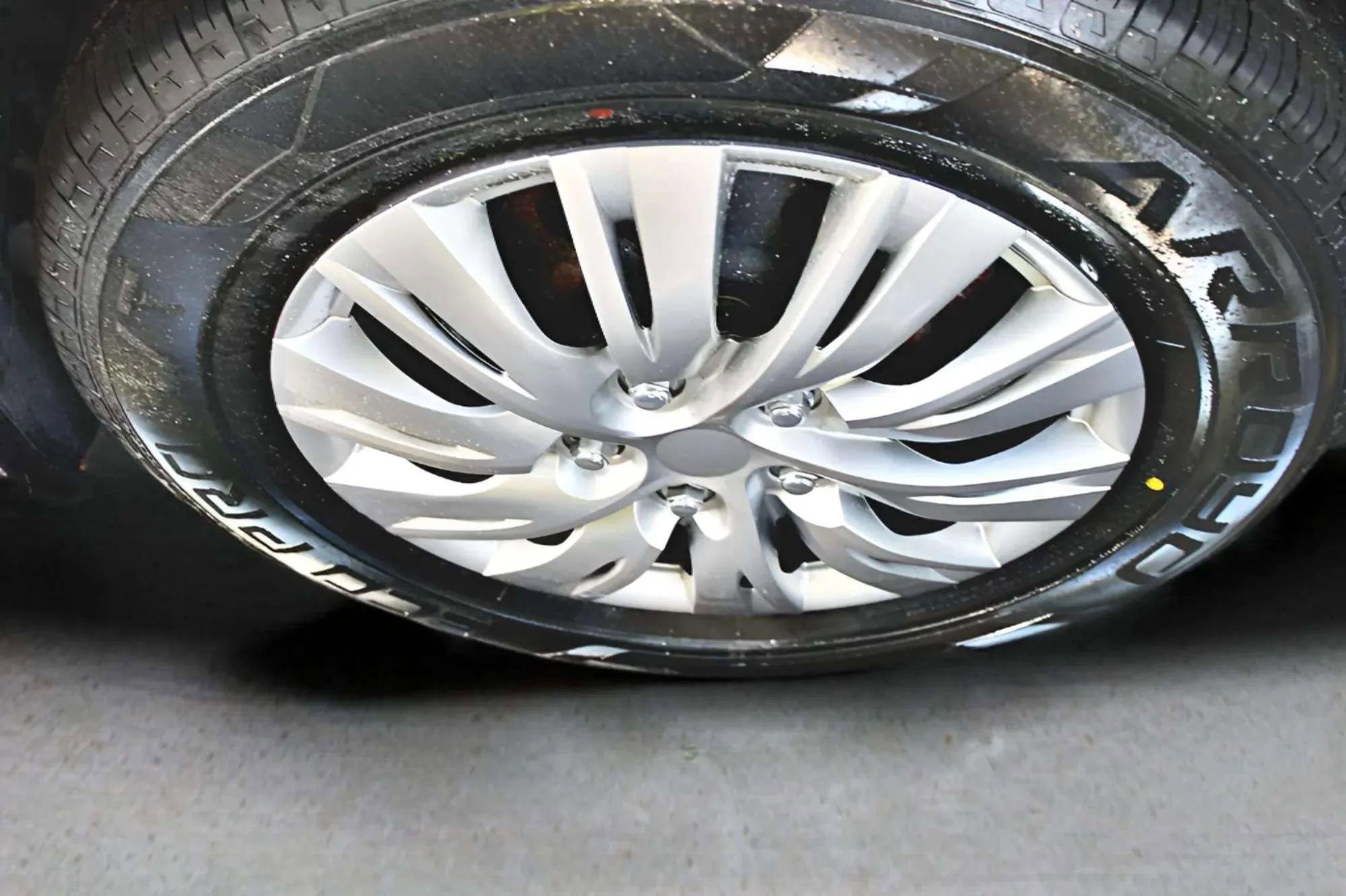 Used 2016 Honda Odyssey LX image 30