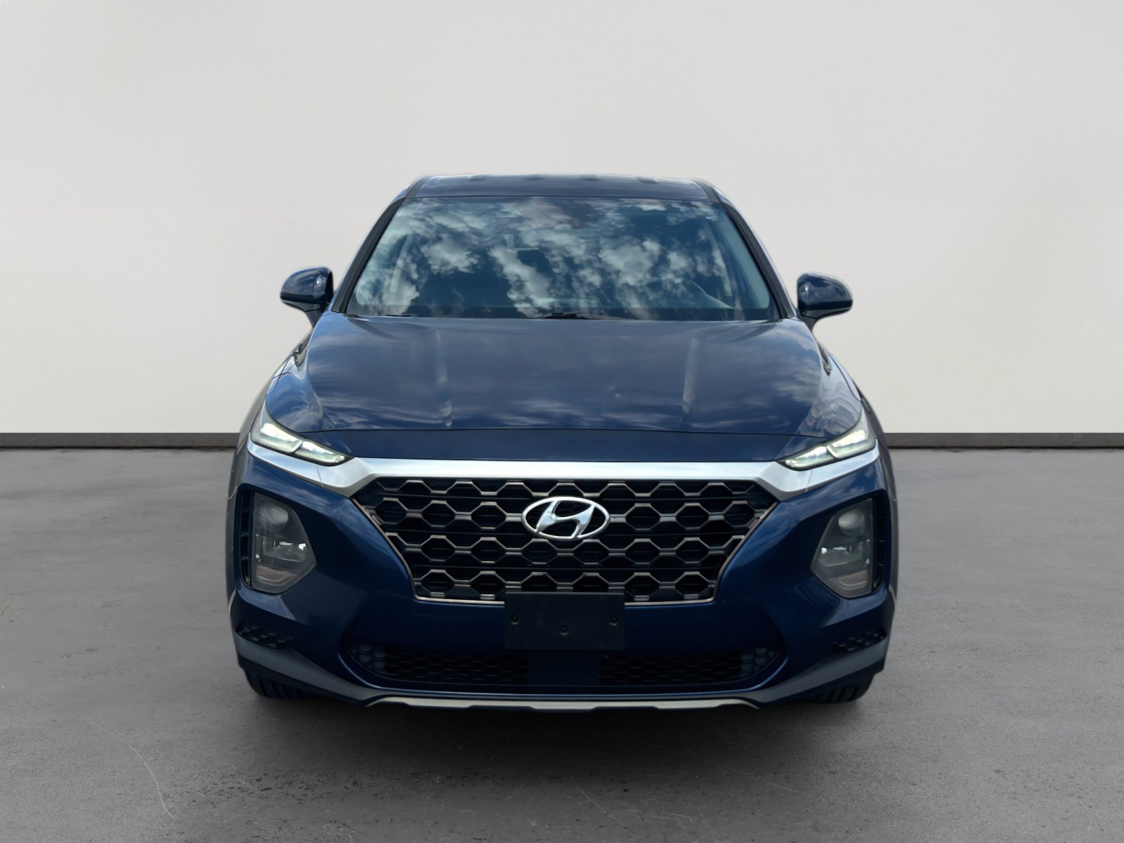 Used 2019 Hyundai Santa Fe SE FWD image 8