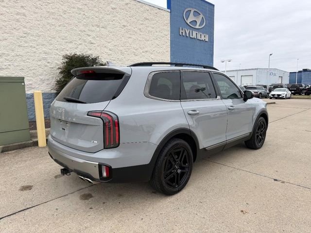 Used 2023 Kia Telluride SX X-Line AWD/4WD image 3