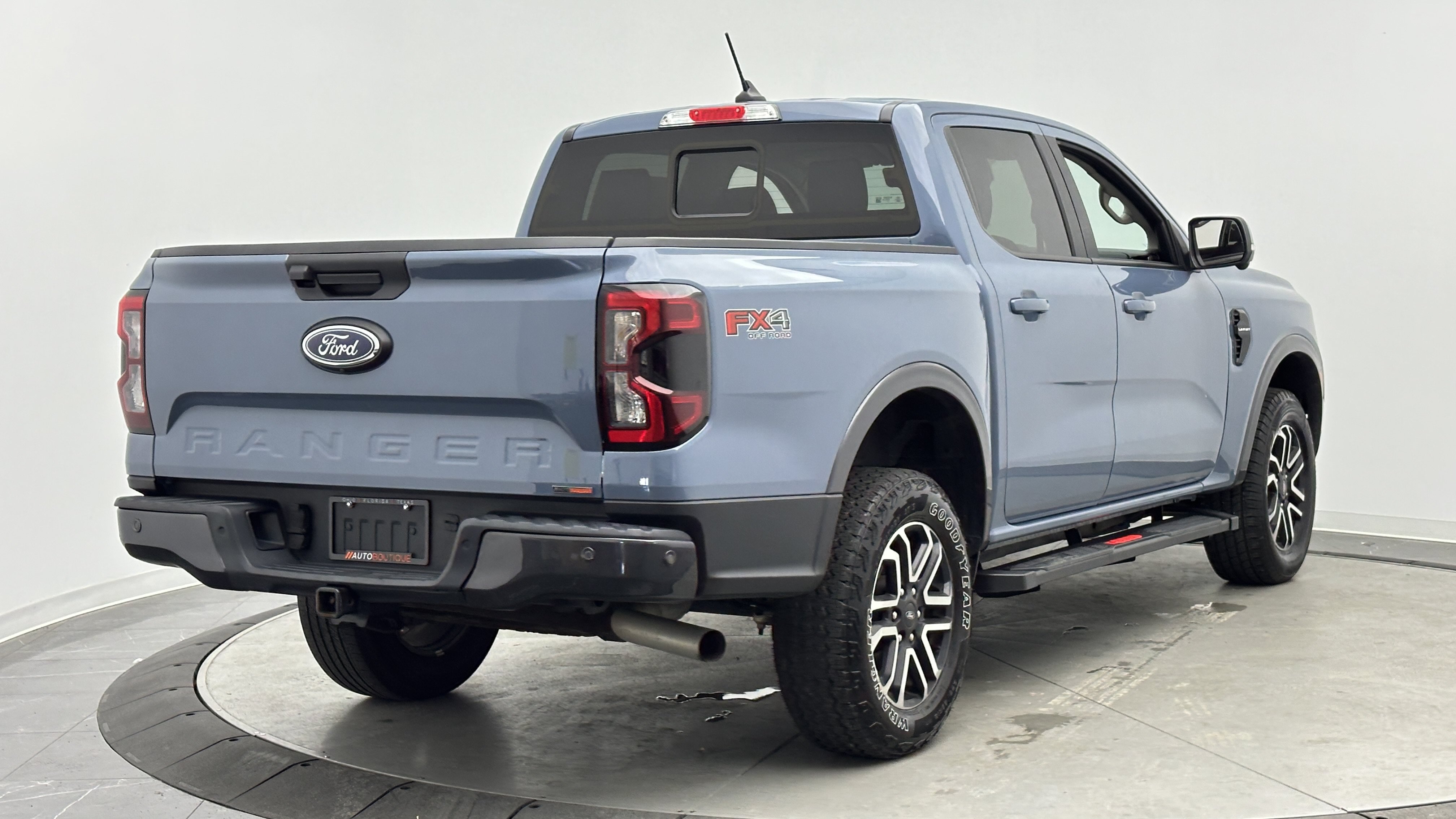 Used 2024 Ford Ranger Lariat AWD/4WD image 7