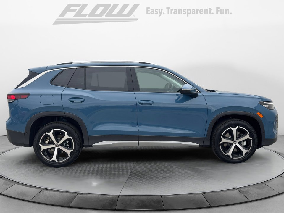 New 2026 Volkswagen Tiguan SE AWD/4WD image 8