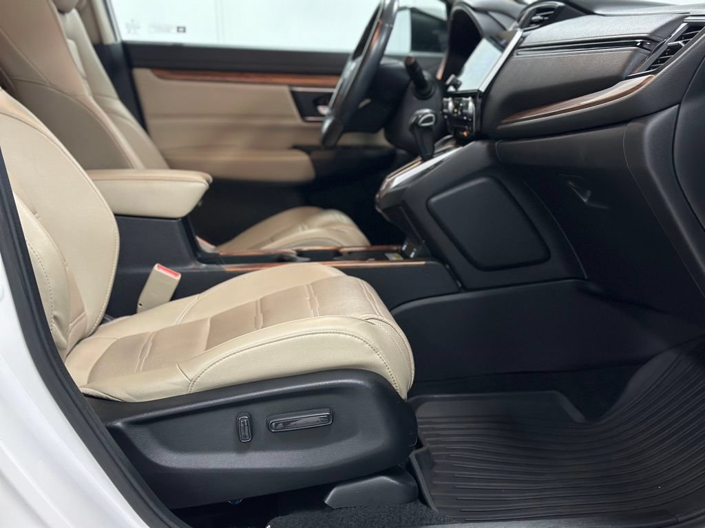 Used 2020 Honda CR-V Touring image 23