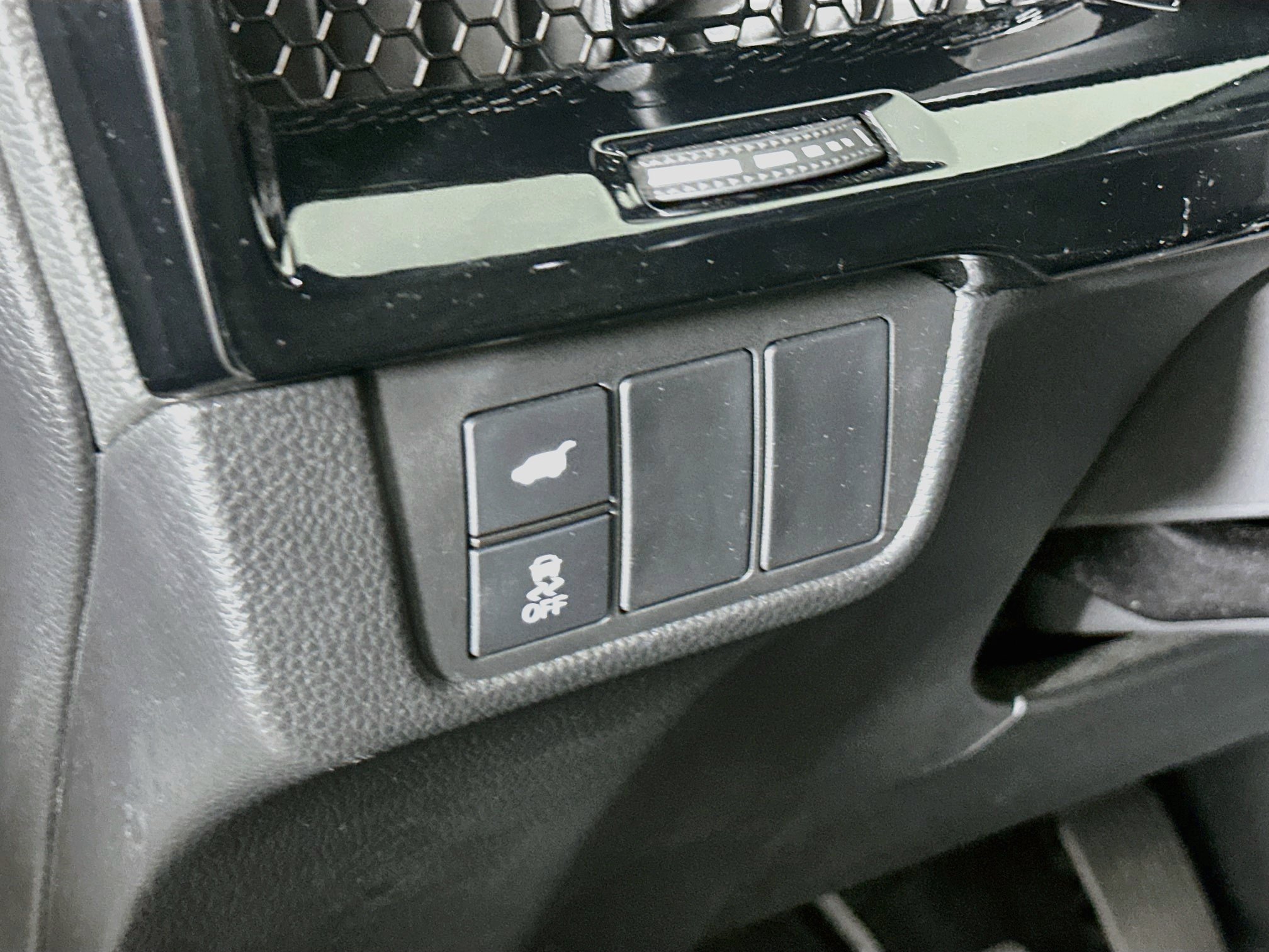 Used 2023 Honda CR-V Sport Touring image 17