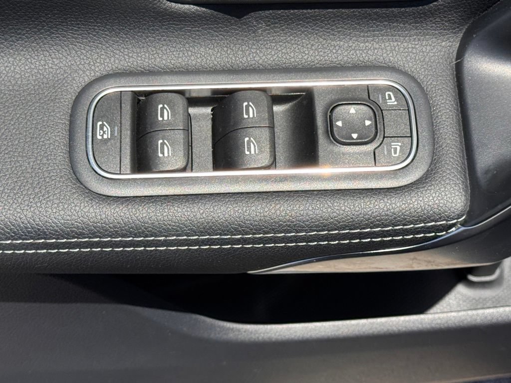 Used 2020 Mercedes-Benz CLA 250 image 16