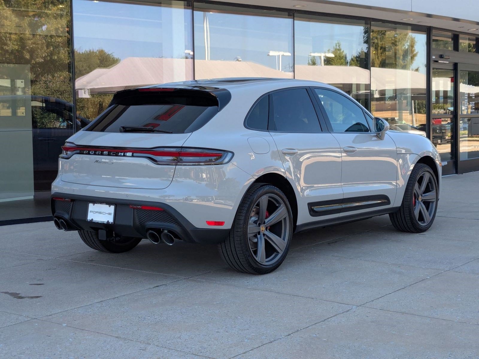 New 2026 Porsche Macan S image 9