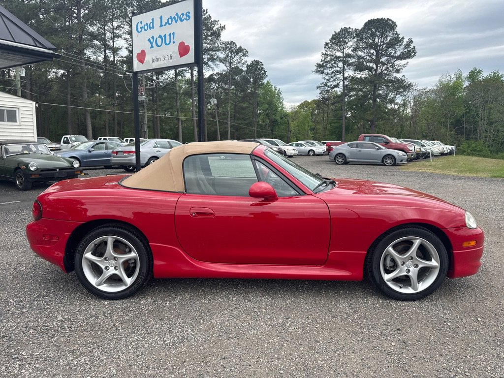 Used 2001 MAZDA MX-5 Miata RWD image 18