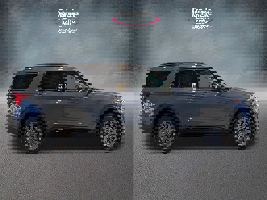 New 2026 Ford Explorer Active w/ Active Comfort Package image 4