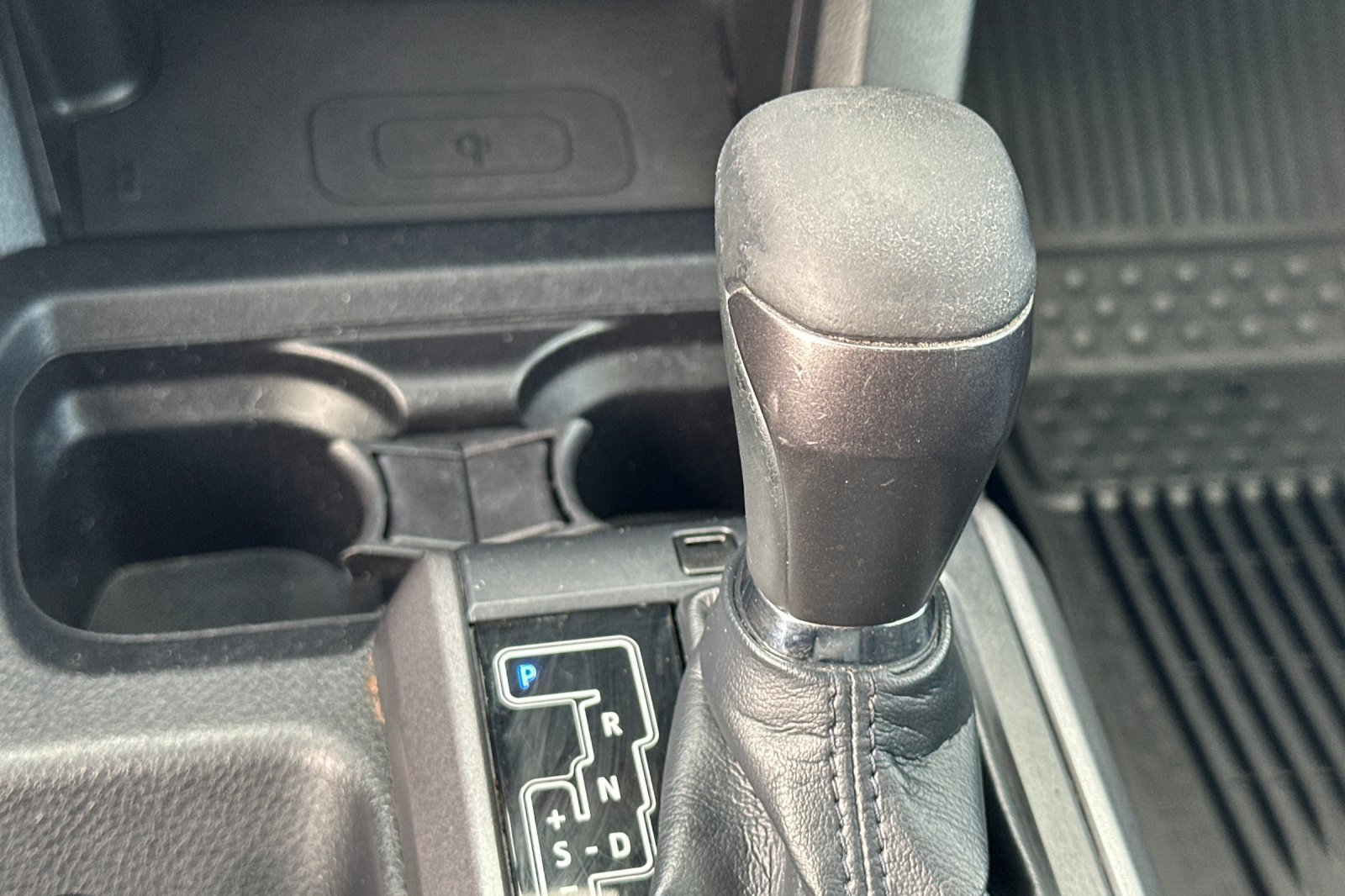 Used 2019 Toyota Tacoma TRD Sport w/ Technology Package RWD image 24