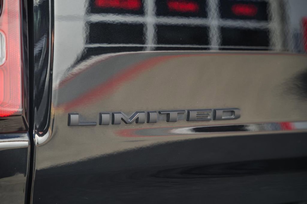 Used 2021 RAM 1500 Limited w/ Night Edition image 10