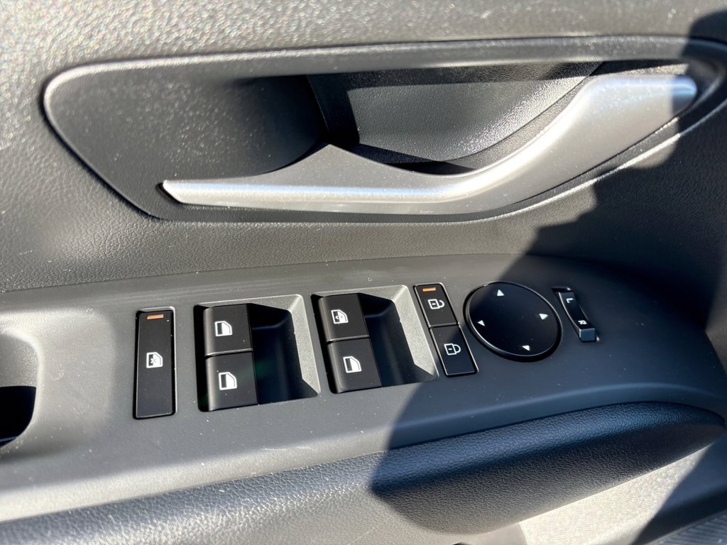 Certified 2025 Hyundai Tucson SE AWD/4WD image 13